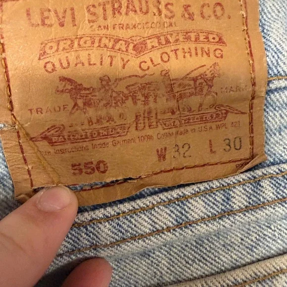 Levi's 550 Relaxed Fit Jeans Light Wash Harley Davidson Patch Made in USA 32x30 - Picture 4 of 7